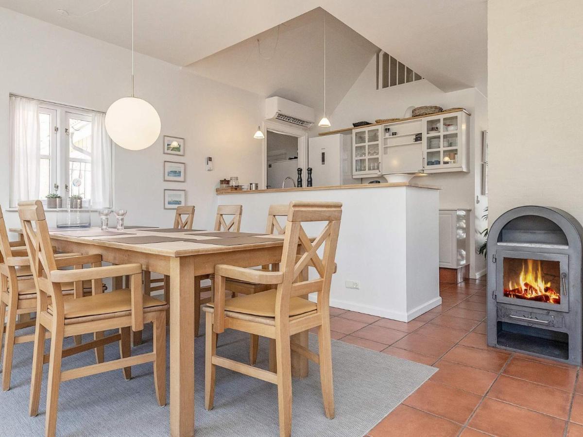 6 Person Holiday Home In Bl Vand Blåvand Buitenkant foto